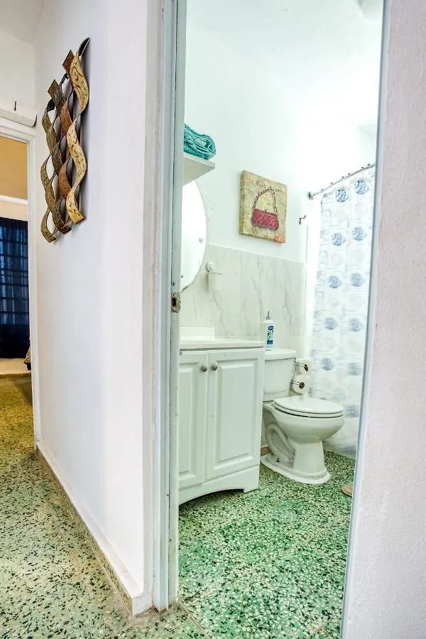 1A - Large Beach House Near Crash Boat Beach Aguadilla Appartement
